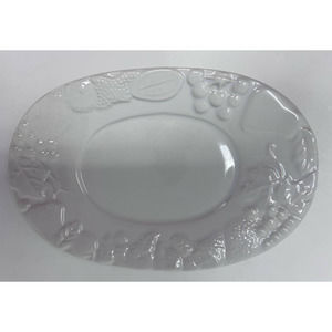 Simply Perfect For The Home‎ Gravy Boat Plate/Dish White 9" Long x 5 3/4" Wide
